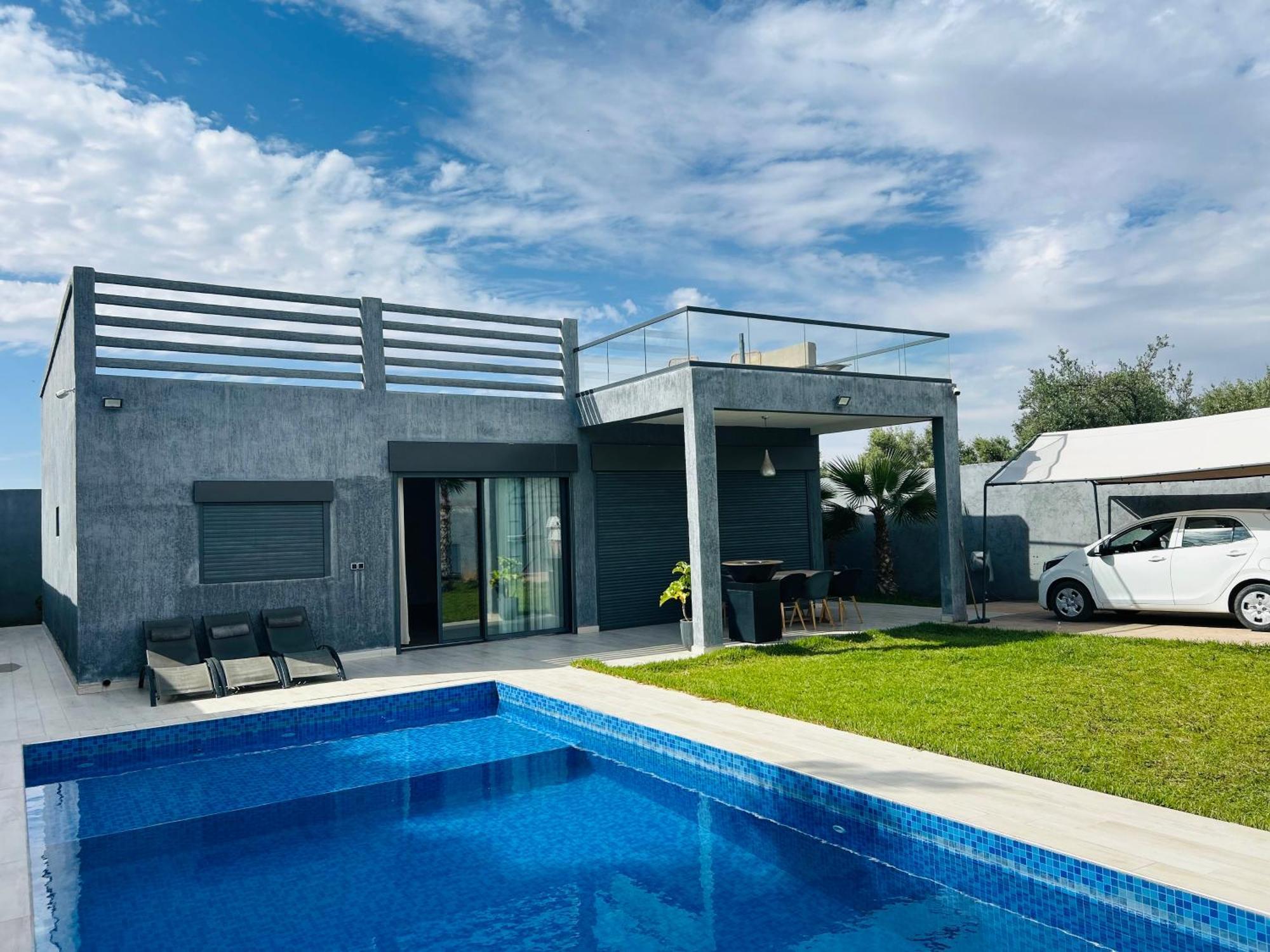 Naouma Villa